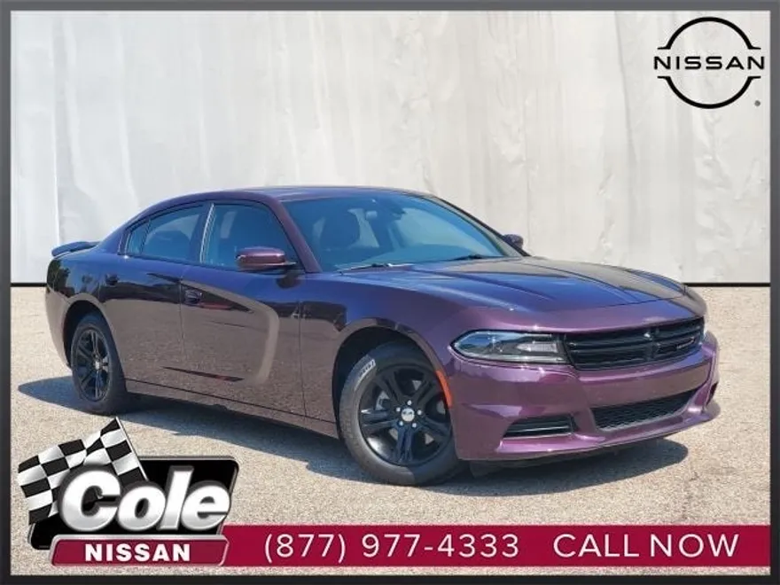 2021 Dodge Charger SXT photo 1