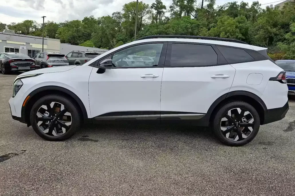 2023 Kia Sportage X-Line photo 1