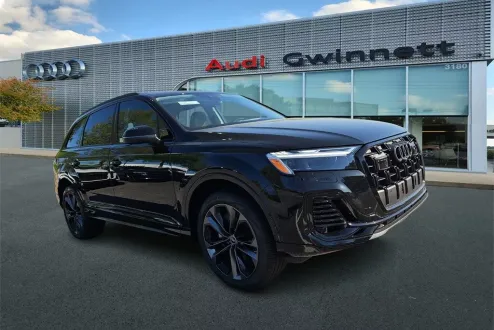 2025 Audi Q7 55 Premium Plus photo 3