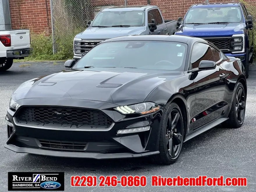 2021 Ford Mustang EcoBoost photo 1