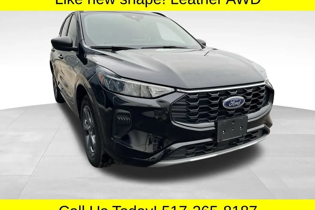2024 Ford Escape ST-Line photo 1