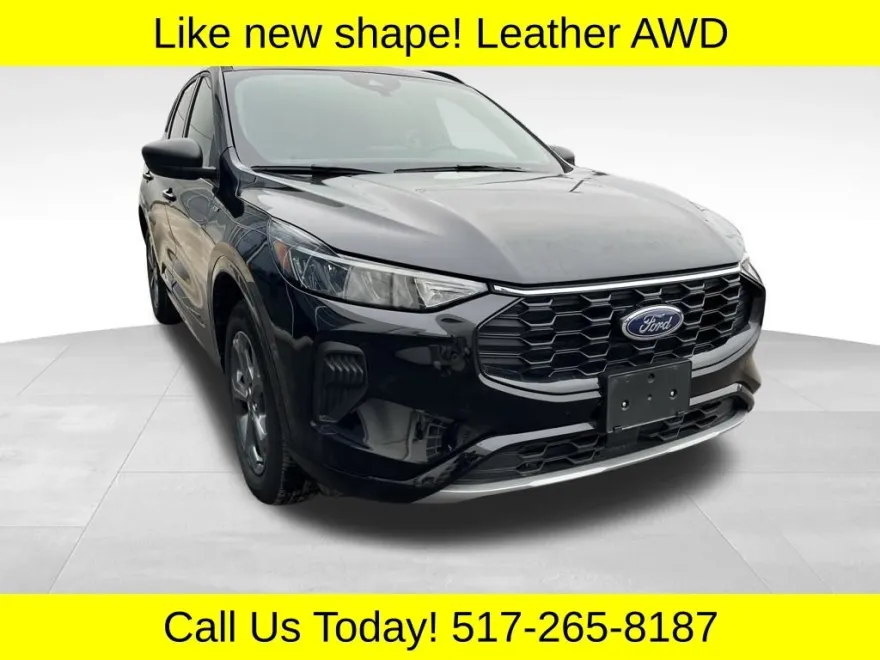 2024 Ford Escape ST-Line photo 1