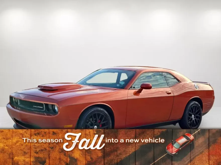 2011 Dodge Challenger photo 1
