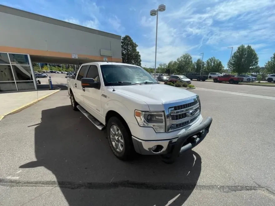 2014 Ford F-150 XLT photo 1