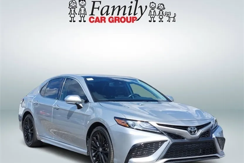 2023 Toyota Camry XSE photo 1