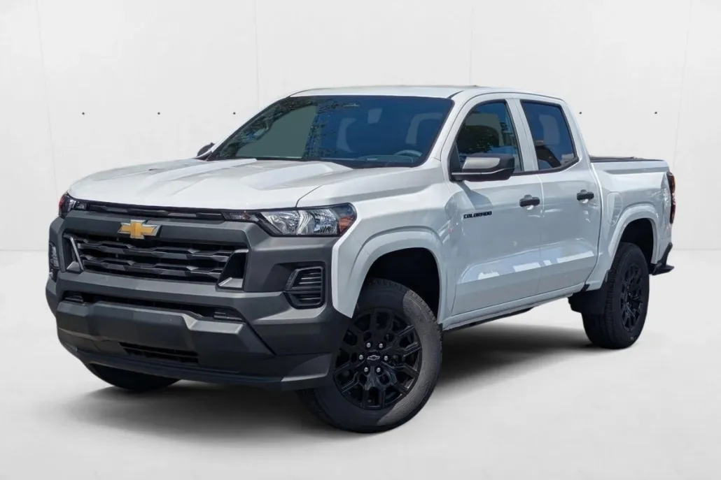 2026 Chevrolet Colorado Work Truck photo 1