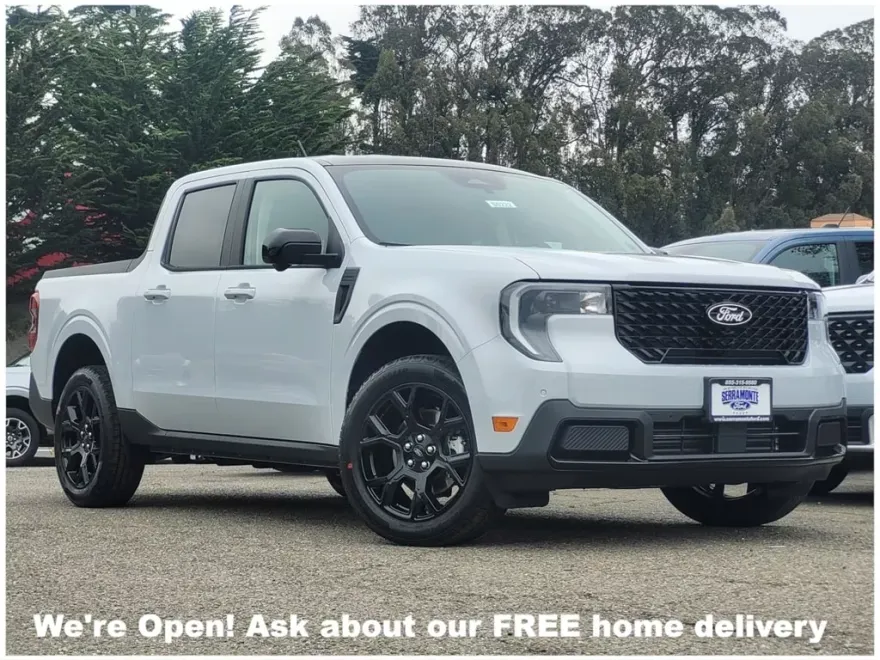 2025 Ford Maverick Lariat photo 1