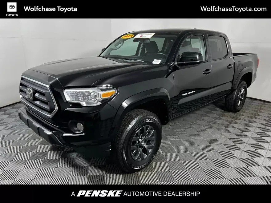 2023 Toyota Tacoma SR photo 1