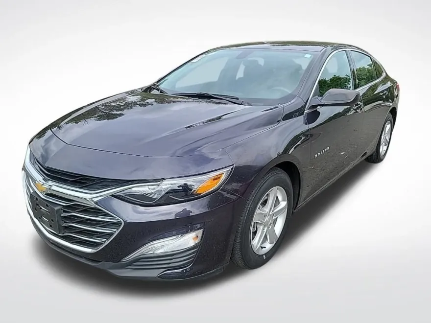 2022 Chevrolet Malibu photo 1