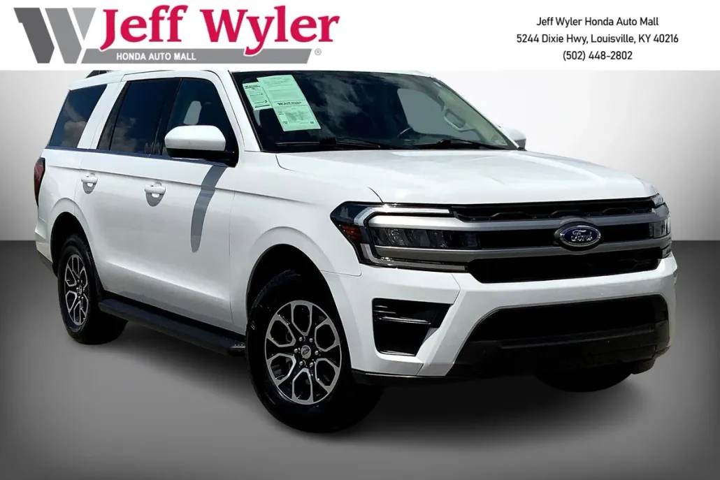2022 Ford Expedition XLT photo 1