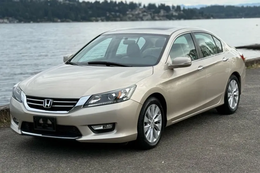 2013 Honda Accord EX photo 1