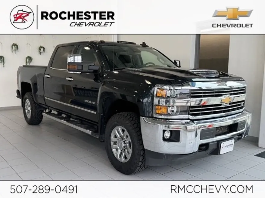 2019 Chevrolet Silverado 3500HD LTZ photo 1