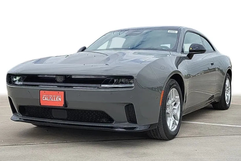 2025 Dodge Charger R/T photo 1