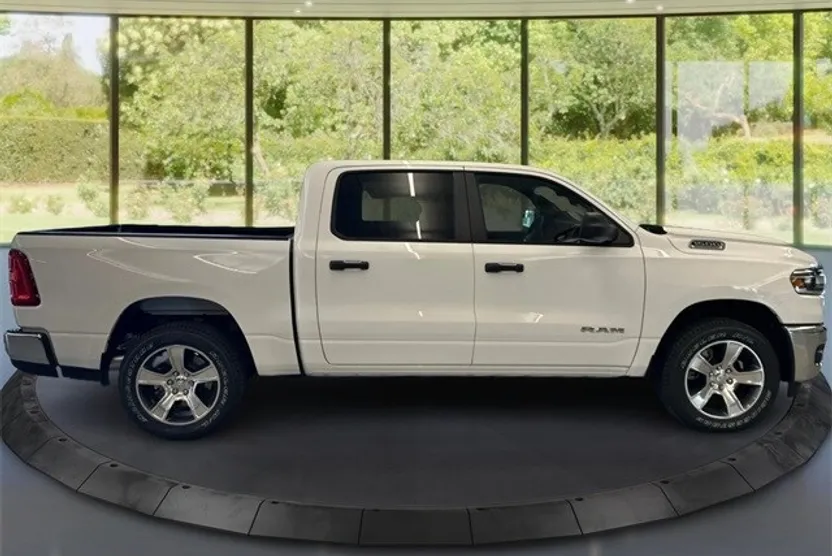 2026 Ram 1500 Tradesman photo 1