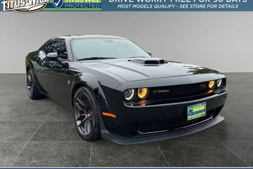 2021 Dodge Challenger R/T Scat Pack Widebody photo 1