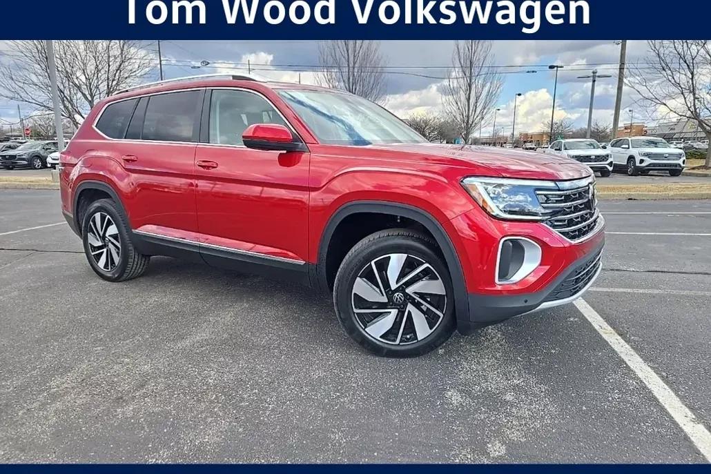 2025 Volkswagen Atlas SEL photo 1