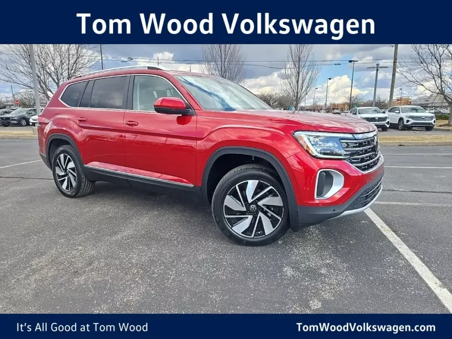 2025 Volkswagen Atlas SEL photo 1