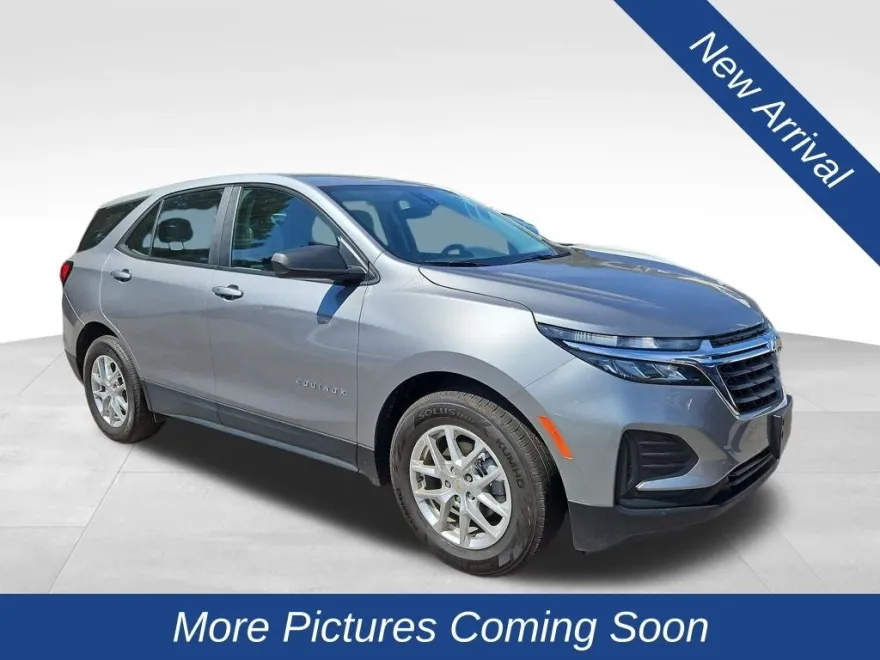 2024 Chevrolet Equinox LS photo 1