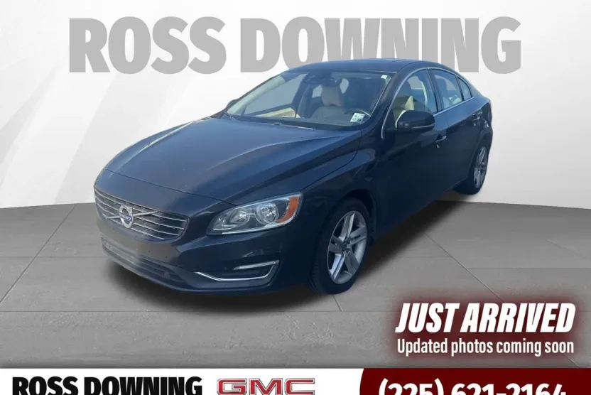 2015 Volvo S60 T5 Drive-E Premier photo 1