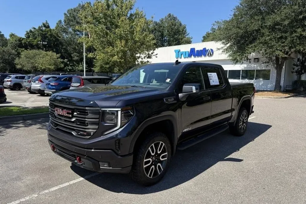 2025 Gmc Sierra 1500 AT4 photo 1