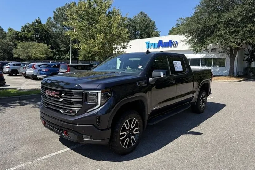 2025 Gmc Sierra 1500 AT4 photo 1
