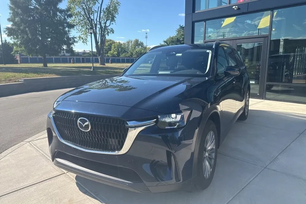 2024 Mazda CX-90 Plug-in Hybrid Preferred photo 1
