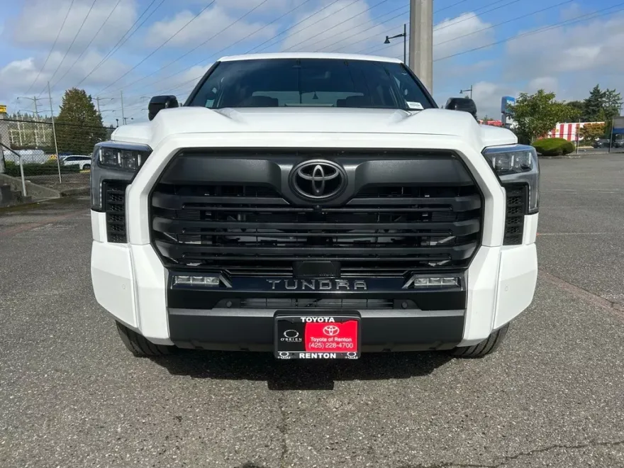 2026 Toyota Tundra Limited CrewMax photo 1