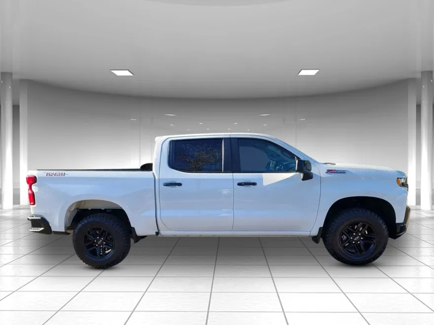 2019 Chevrolet Silverado 1500 LT Trail Boss photo 1
