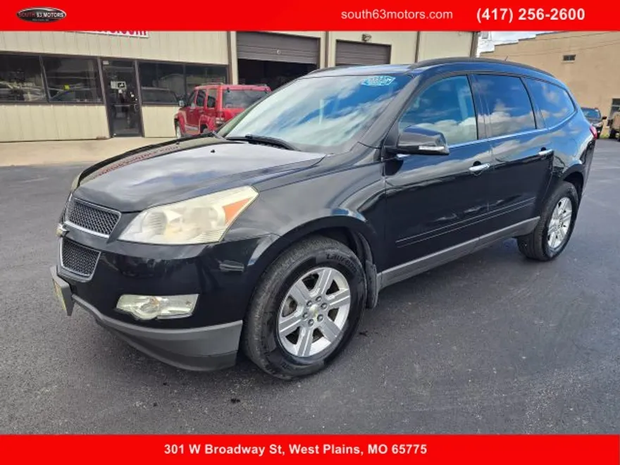 2012 Chevrolet Traverse 2LT photo 1