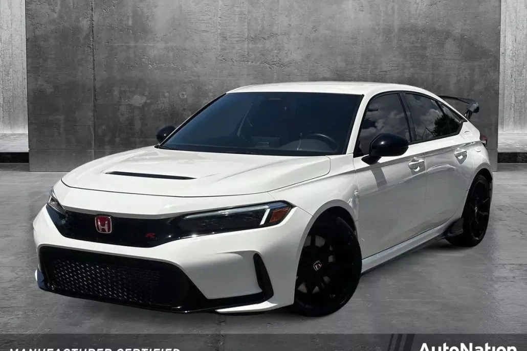 2024 Honda Civic Type R photo 1