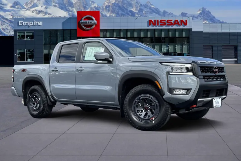2025 Nissan Frontier PRO-4X photo 1