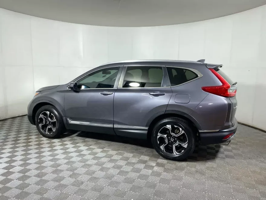 2018 Honda CR-V Touring photo 1