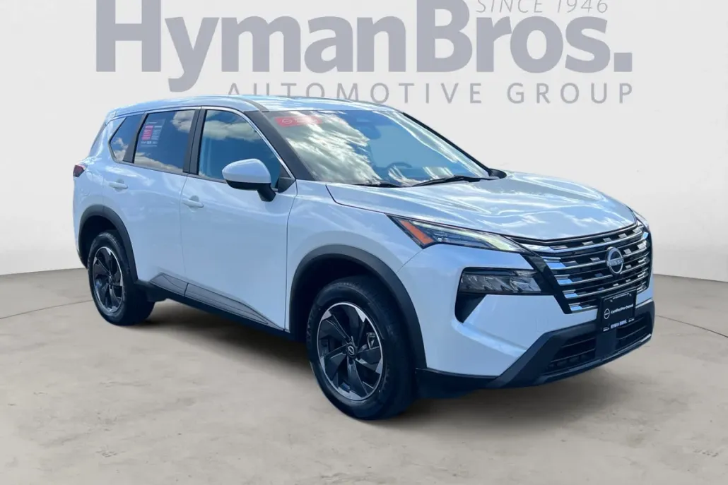 2024 Nissan Rogue SV photo 1