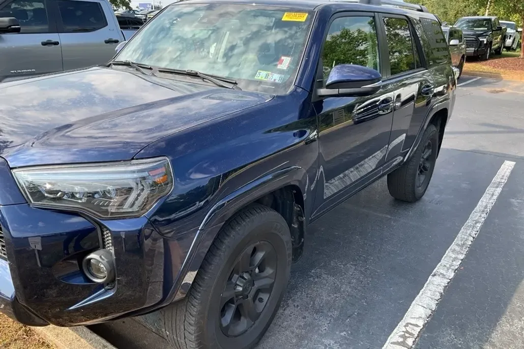 2023 Toyota 4Runner SR5 Premium photo 1