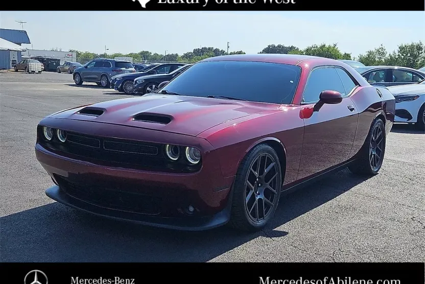 2017 Dodge Challenger R/T 392 photo 1
