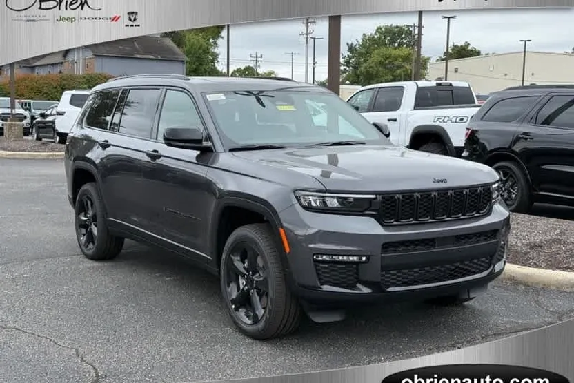 2025 Jeep Grand Cherokee Limited photo 1