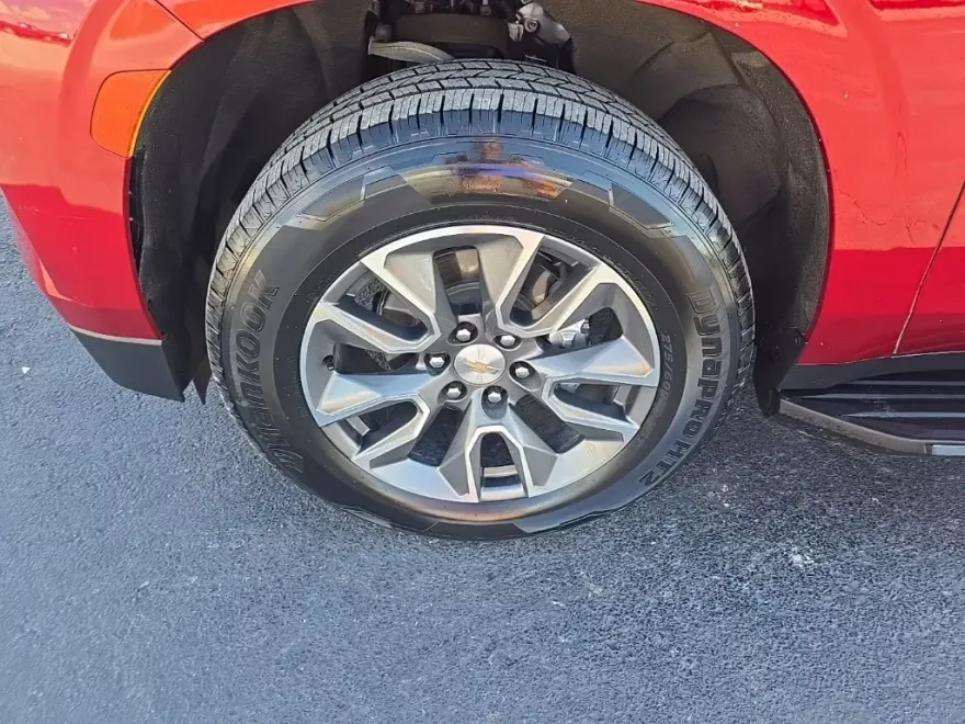 2024 Chevrolet Tahoe LT photo 1