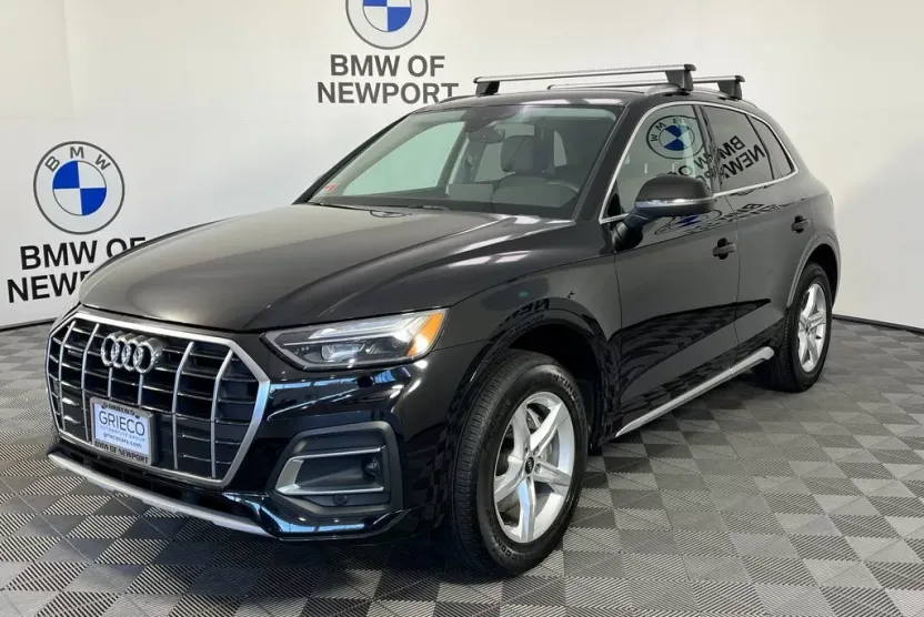 2021 Audi Q5 Premium photo 1