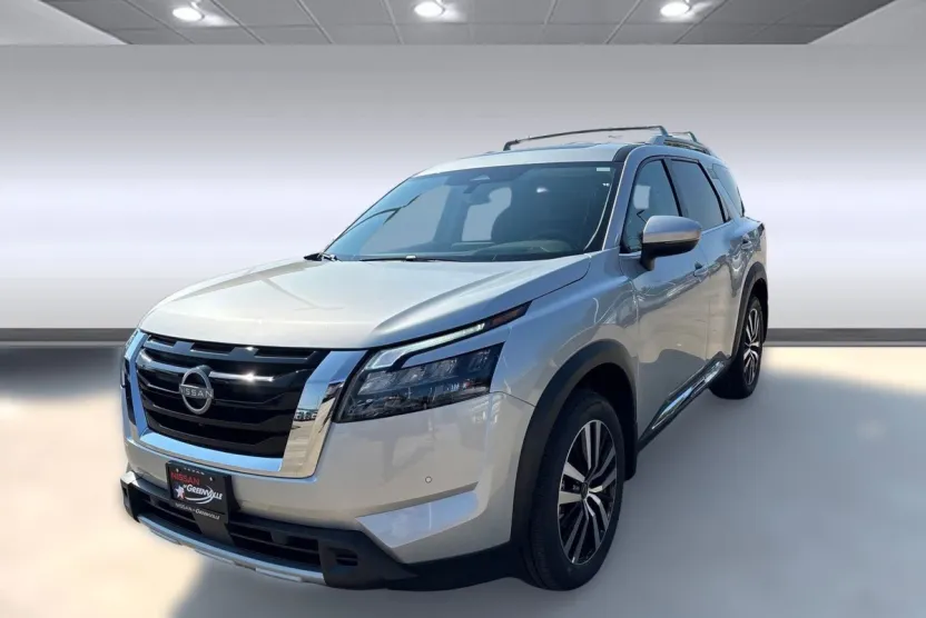 2025 Nissan Pathfinder Platinum photo 1