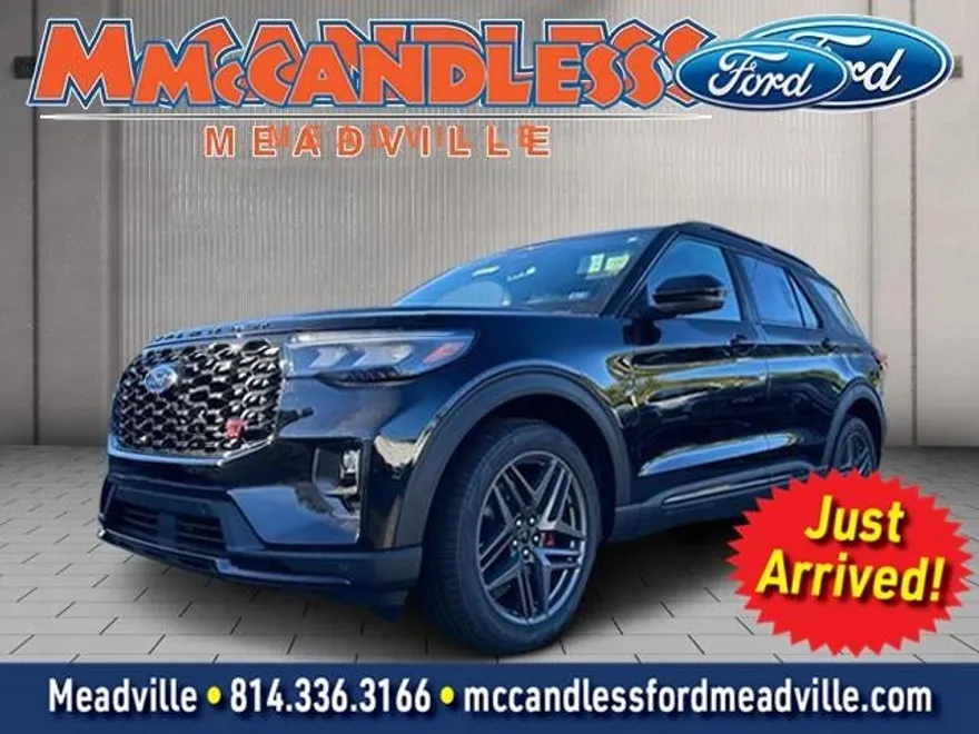 2025 Ford Explorer ST photo 1
