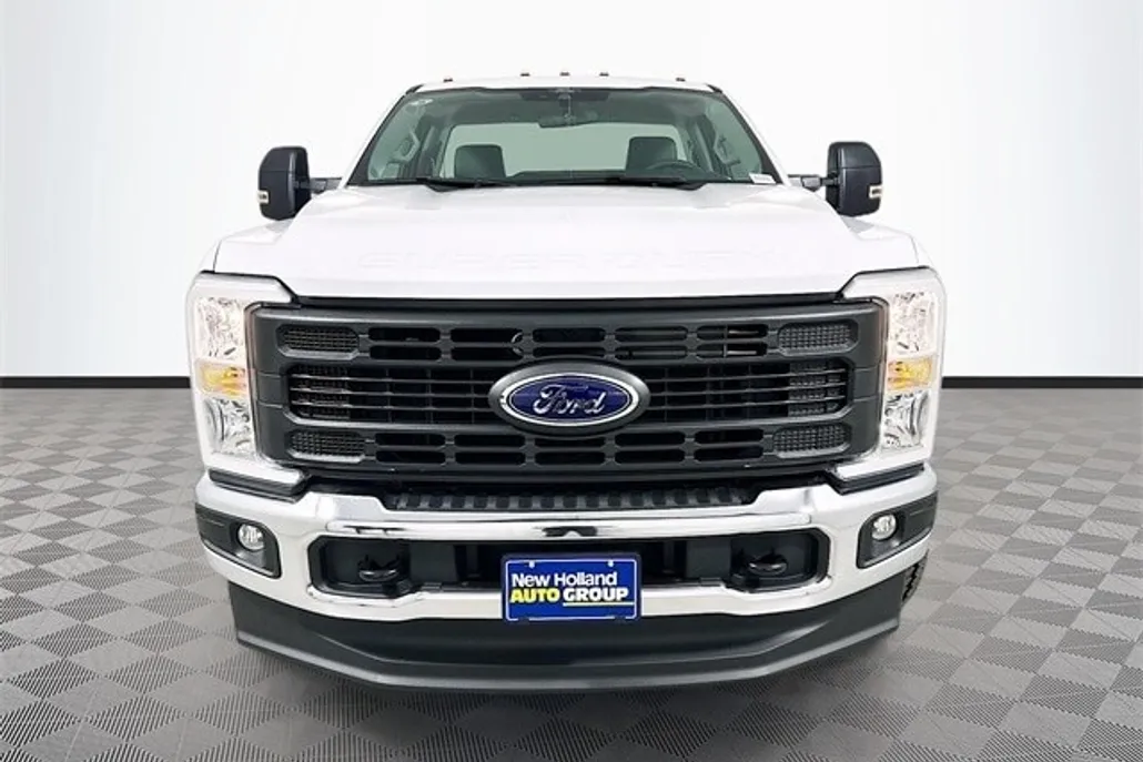 2026 Ford F-350 XL photo 1