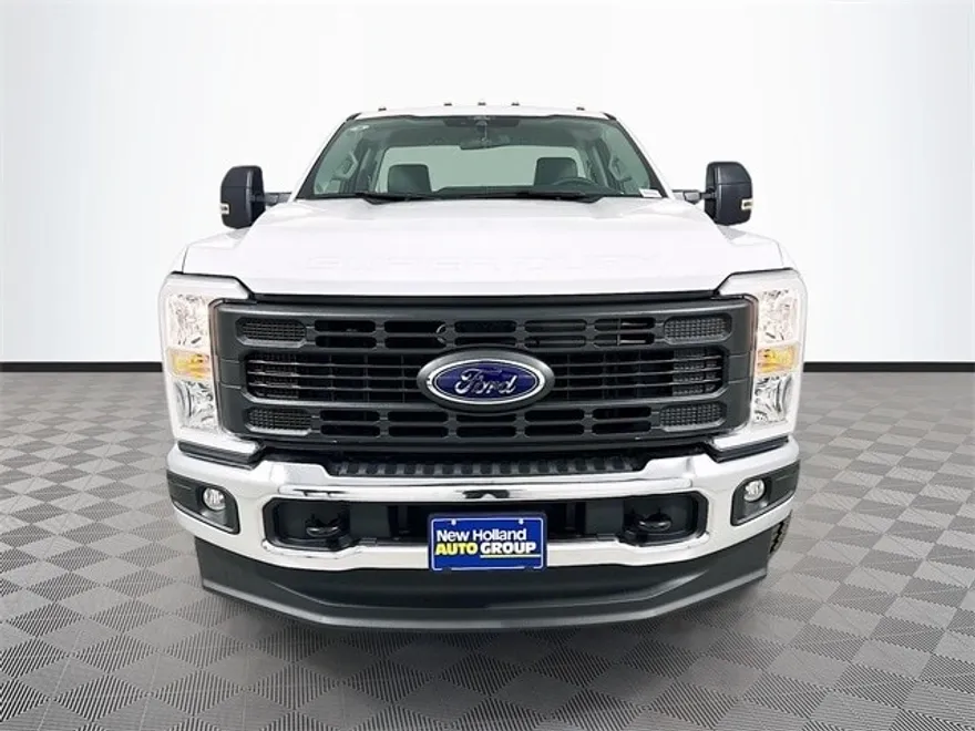2026 Ford F-350 XL photo 1