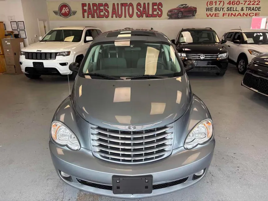 2010 Chrysler PT Cruiser Touring photo 1