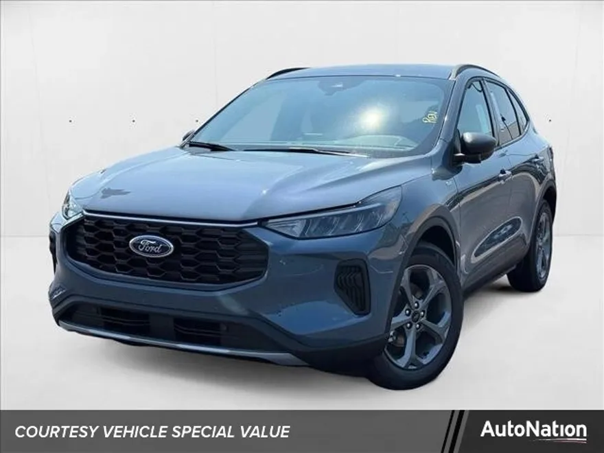 2025 Ford Escape ST-Line photo 1