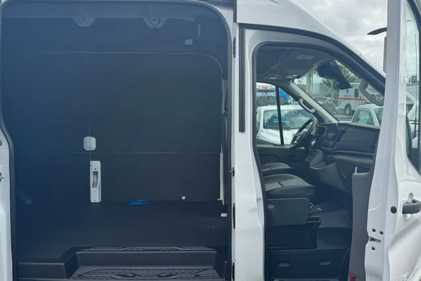 2025 Ford Transit photo 1
