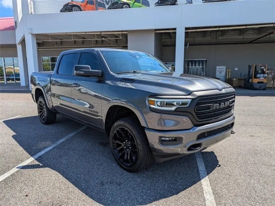 2023 Ram 1500 Limited photo 1