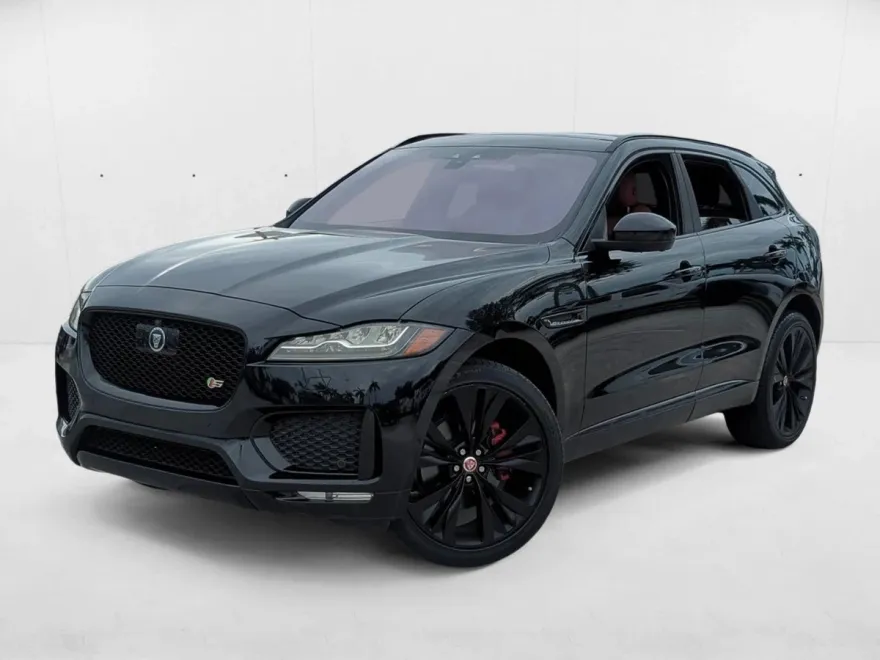 2018 Jaguar F-PACE S photo 1