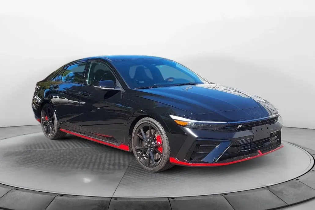2025 Hyundai Elantra N photo 1