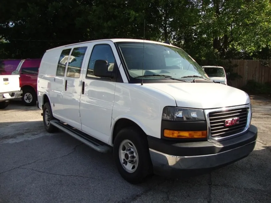 2023 Gmc Savana Cargo 2500 photo 1