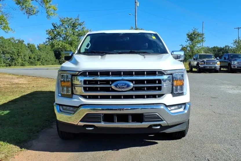 2023 Ford F-150 Lariat photo 1